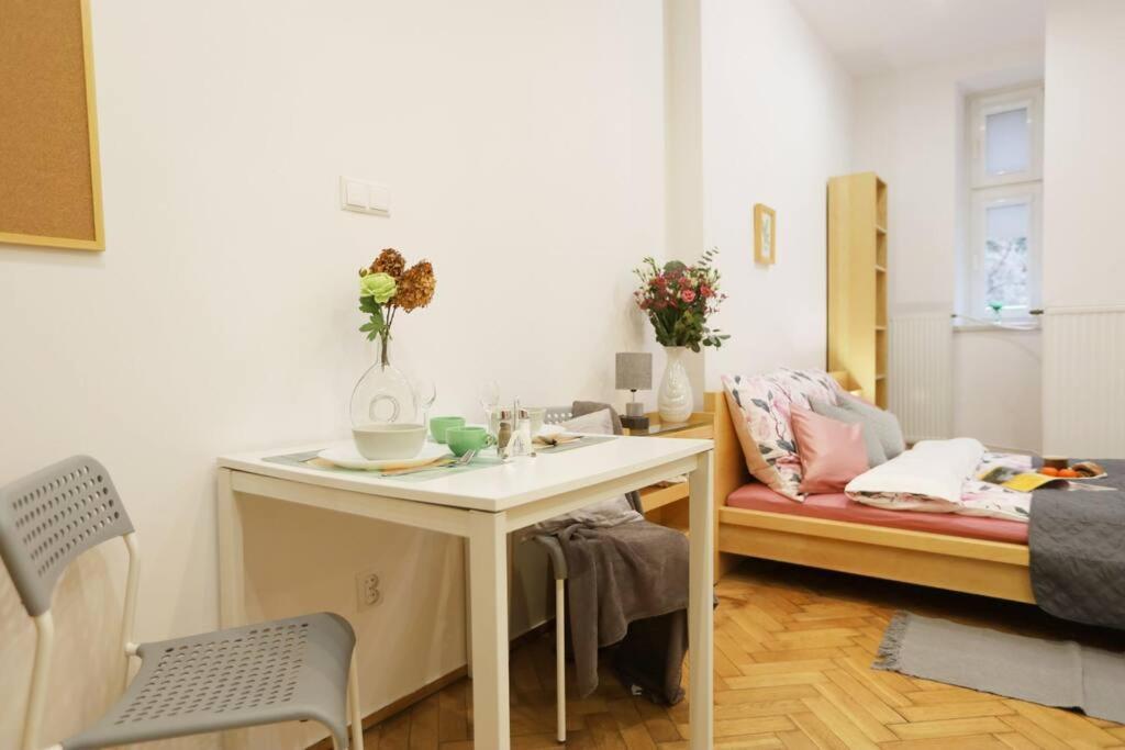 كراكوفيا Batorego Cosy Apartment 2 المظهر الخارجي الصورة