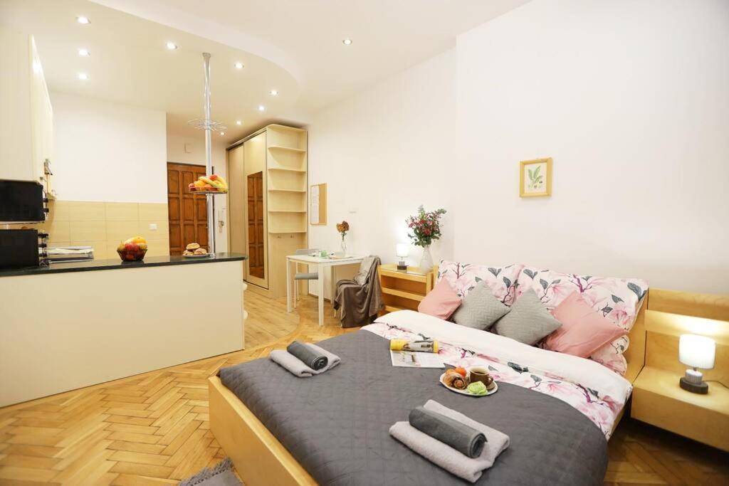 كراكوفيا Batorego Cosy Apartment 2 المظهر الخارجي الصورة